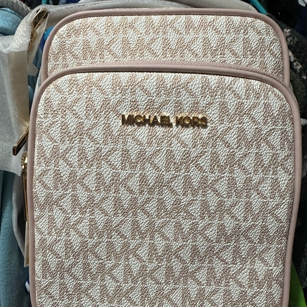 Michael Kors Textured Beige Crossbody Bag